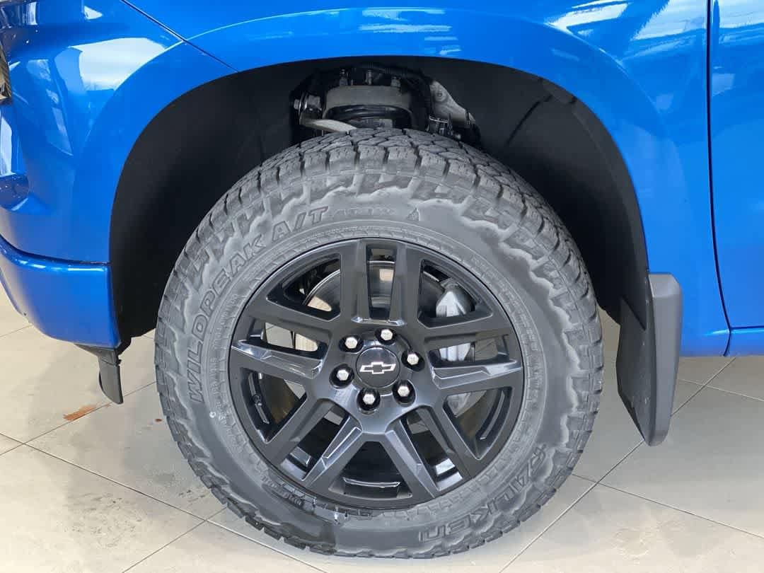 Thumbnail: 2022 Chevrolet Silverado 1500 - 13