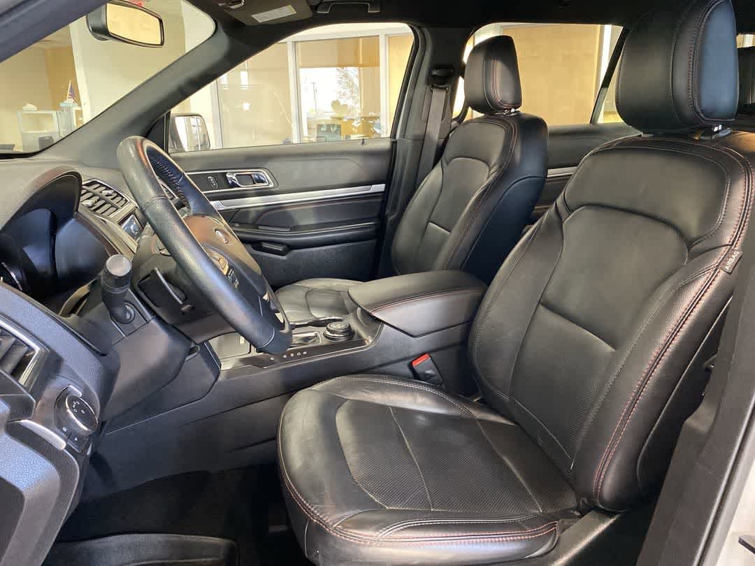 Thumbnail: 2019 Ford Explorer - 11