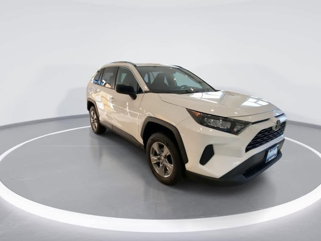 Thumbnail: 2022 Toyota RAV4 - 2
