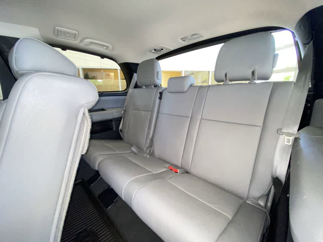 Thumbnail: 2021 Toyota Sequoia - 25