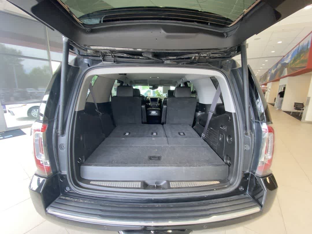 2016 GMC Yukon Denali 25