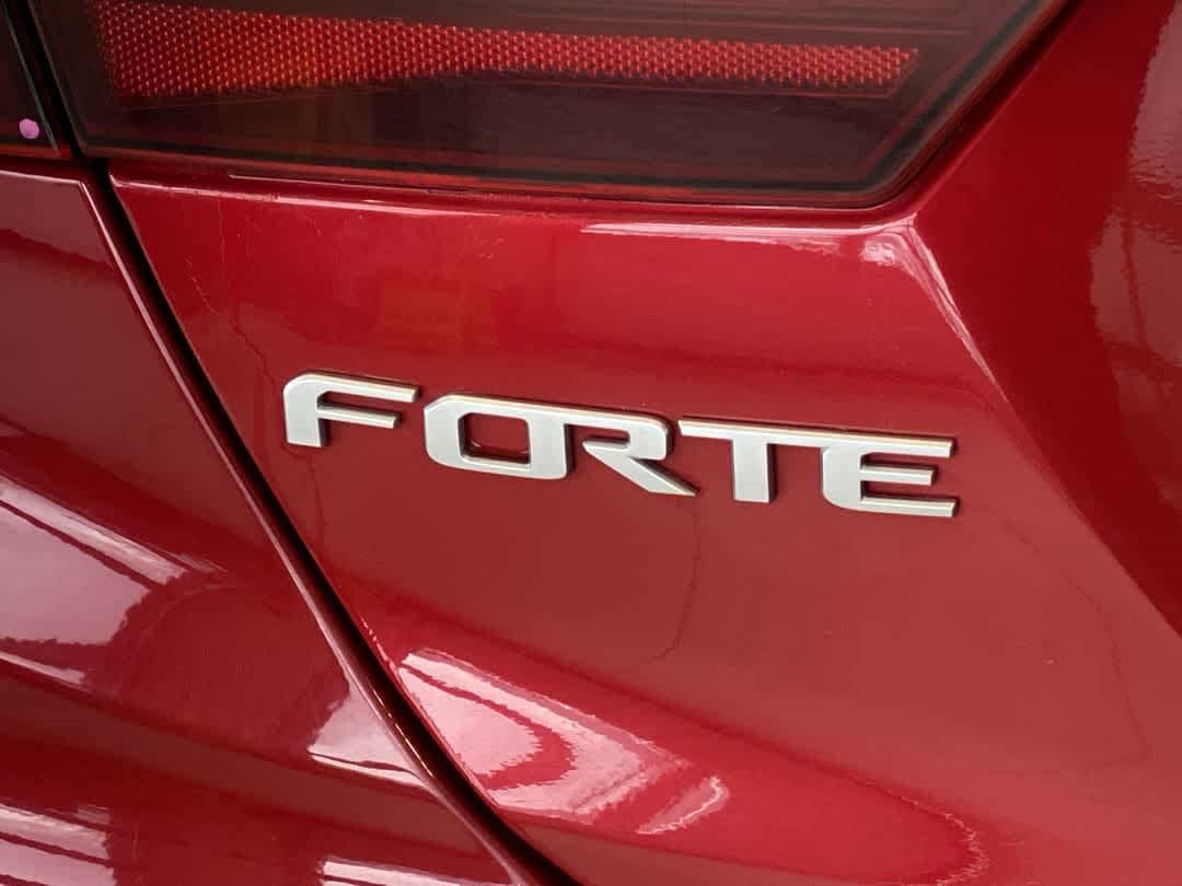 Thumbnail: 2023 Kia Forte - 11