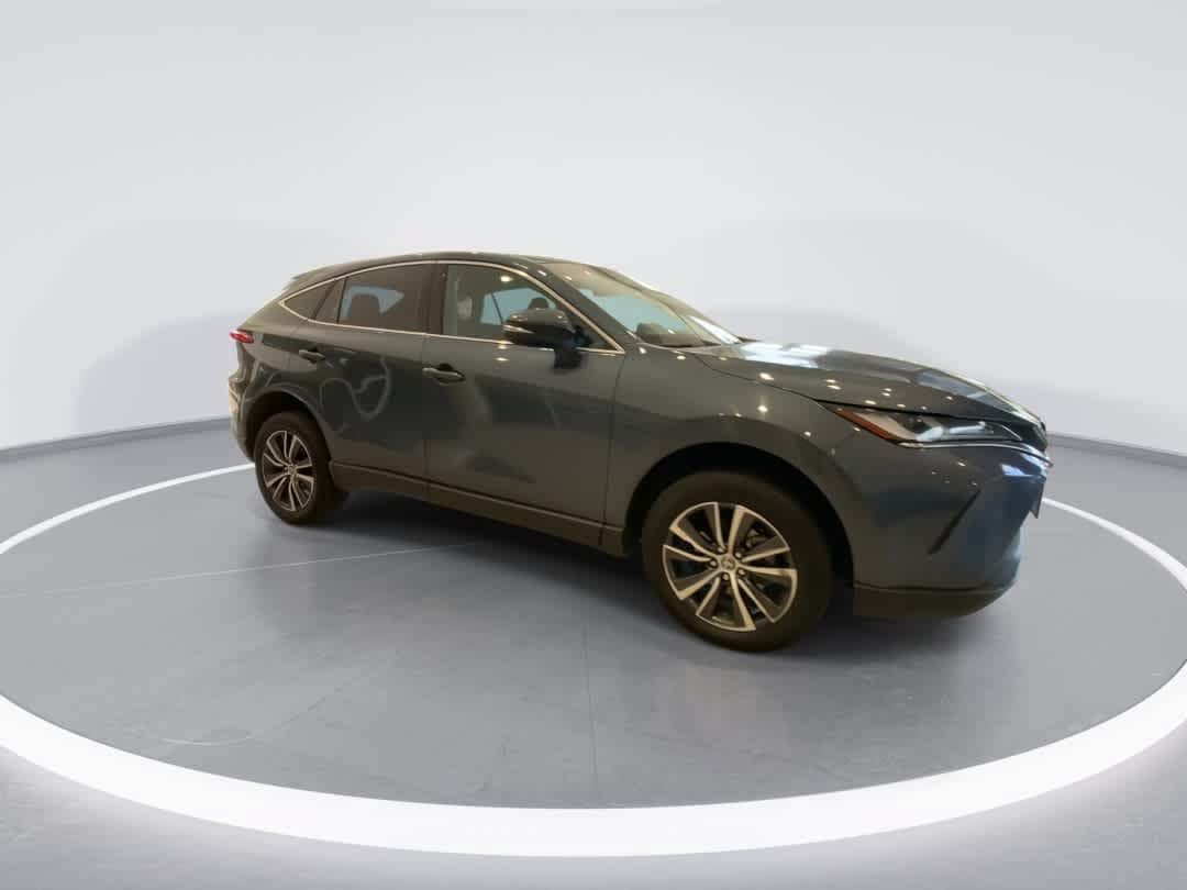 Thumbnail: 2024 Toyota Venza - 2