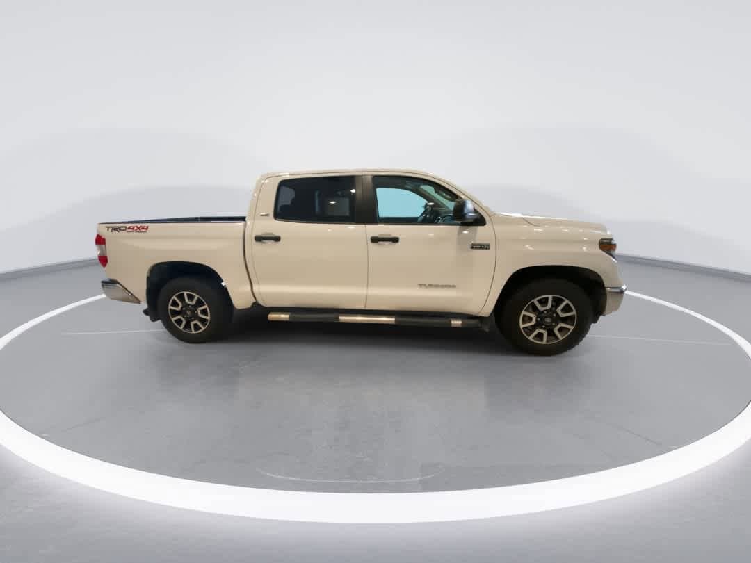 Thumbnail: 2021 Toyota Tundra - 9