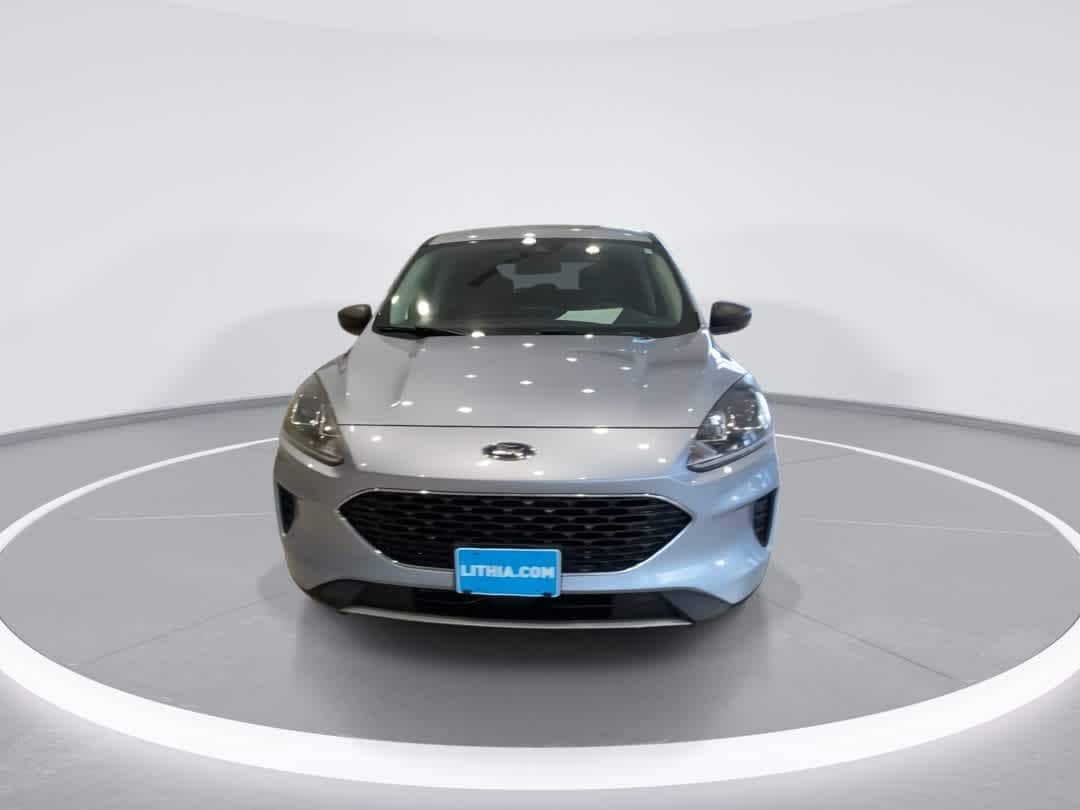 Thumbnail: 2022 Ford Escape - 3