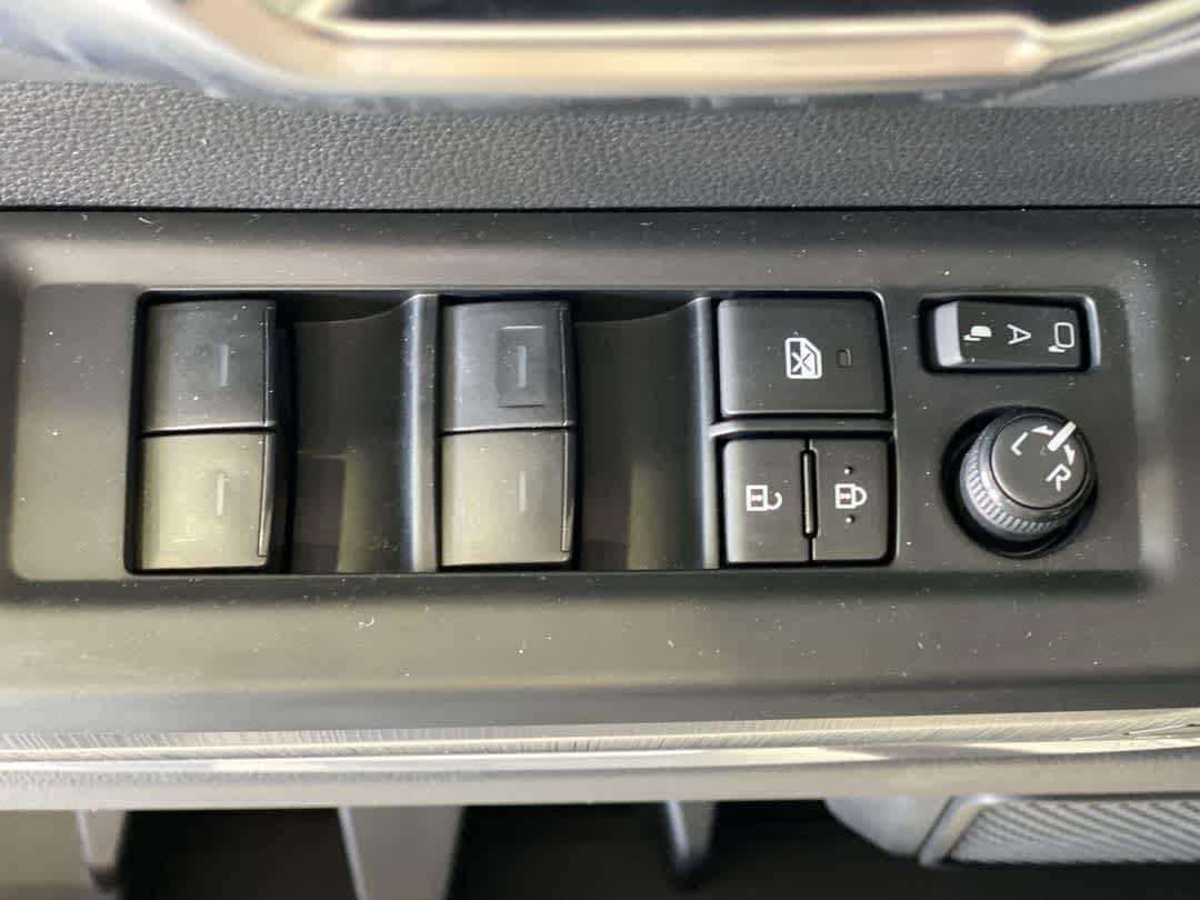 Thumbnail: 2024 Toyota Tundra - 16