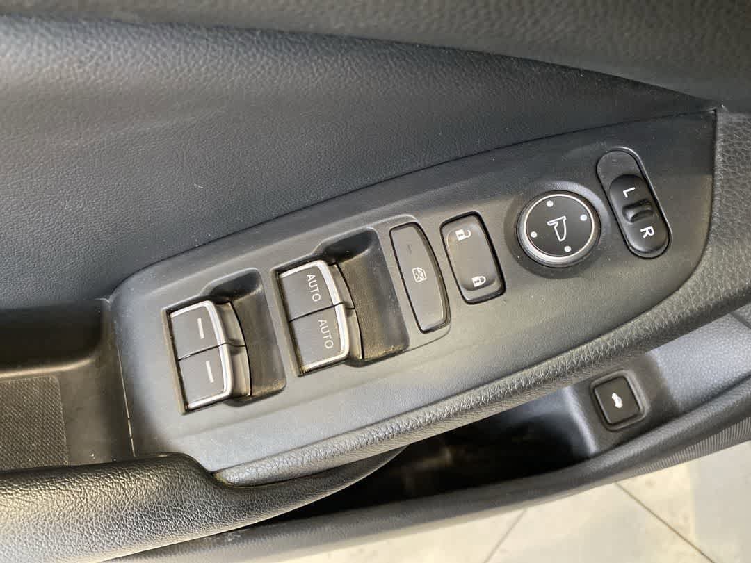 Thumbnail: 2019 Honda Accord - 15