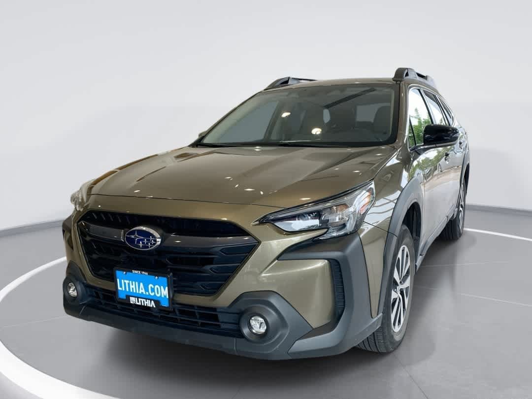 2024 Subaru Outback Premium's photo