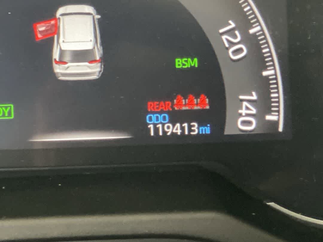 Thumbnail: 2022 Toyota RAV4 - 18