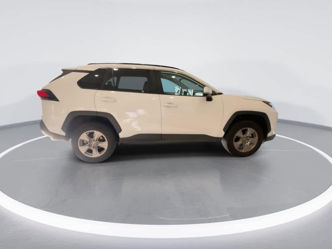 Thumbnail: 2025 Toyota RAV4 - 9