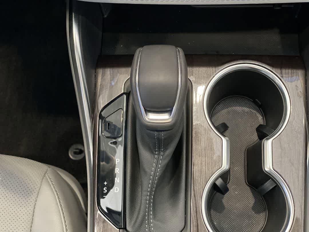 Thumbnail: 2023 Toyota Highlander - 22