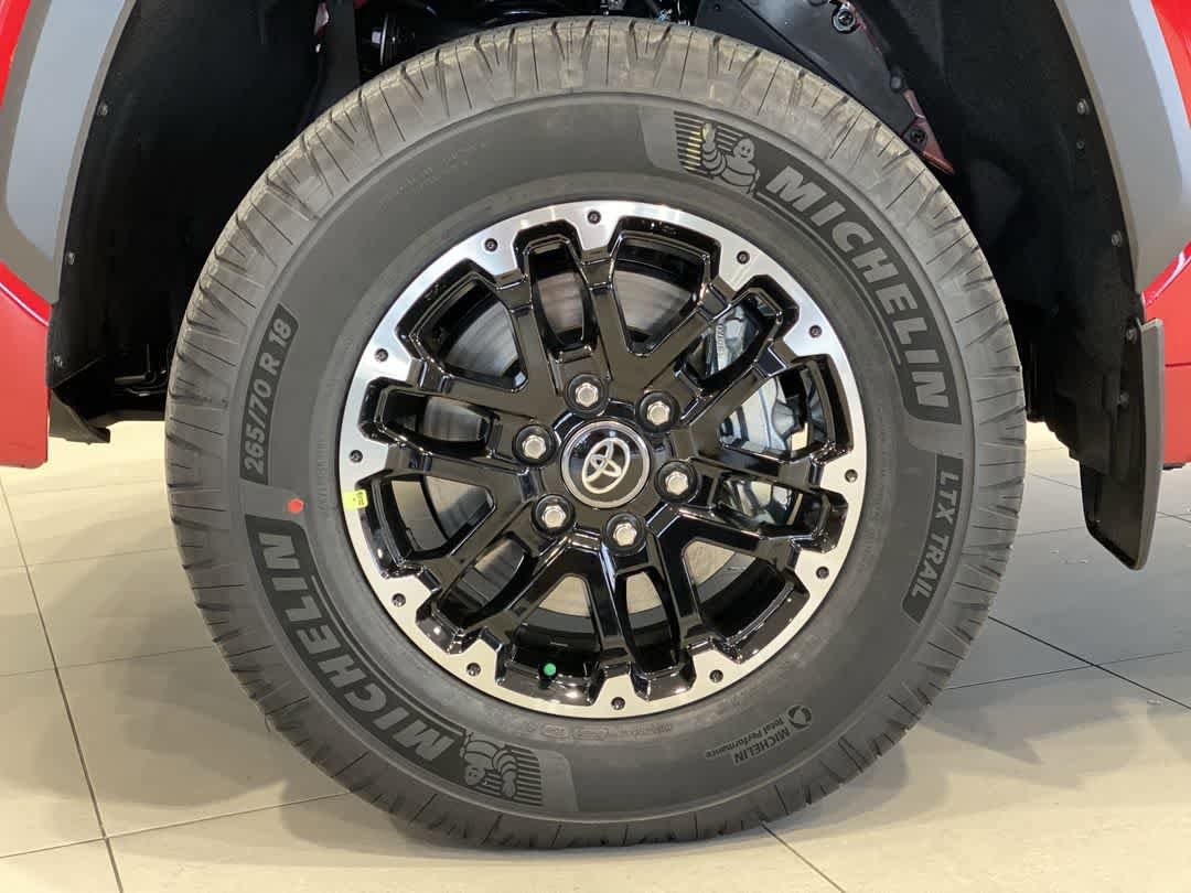 Thumbnail: 2025 Toyota Tundra - 13