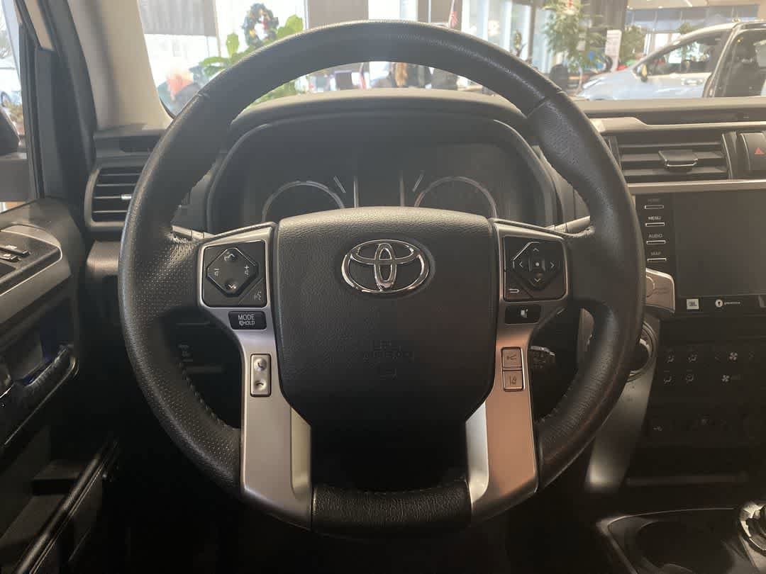 Thumbnail: 2021 Toyota 4Runner - 16