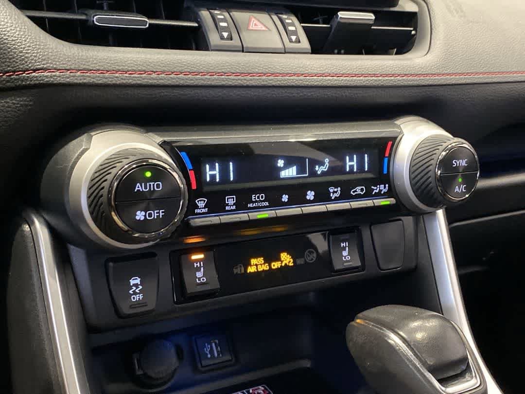 Thumbnail: 2023 Toyota RAV4 - 18