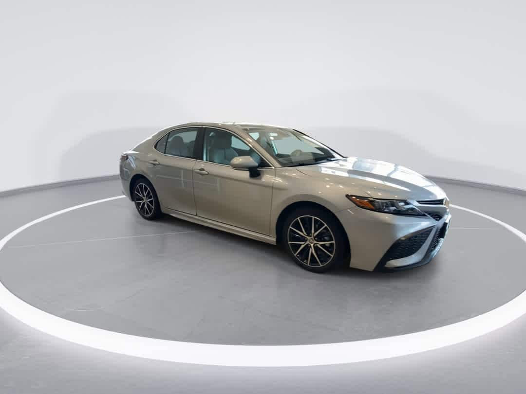 Thumbnail: 2022 Toyota Camry - 2