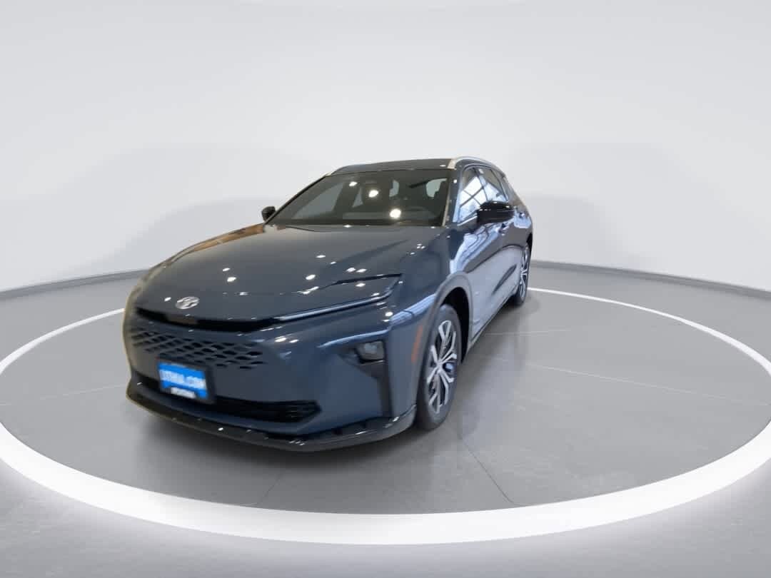 Thumbnail: 2026 Toyota Crown Signia - 4