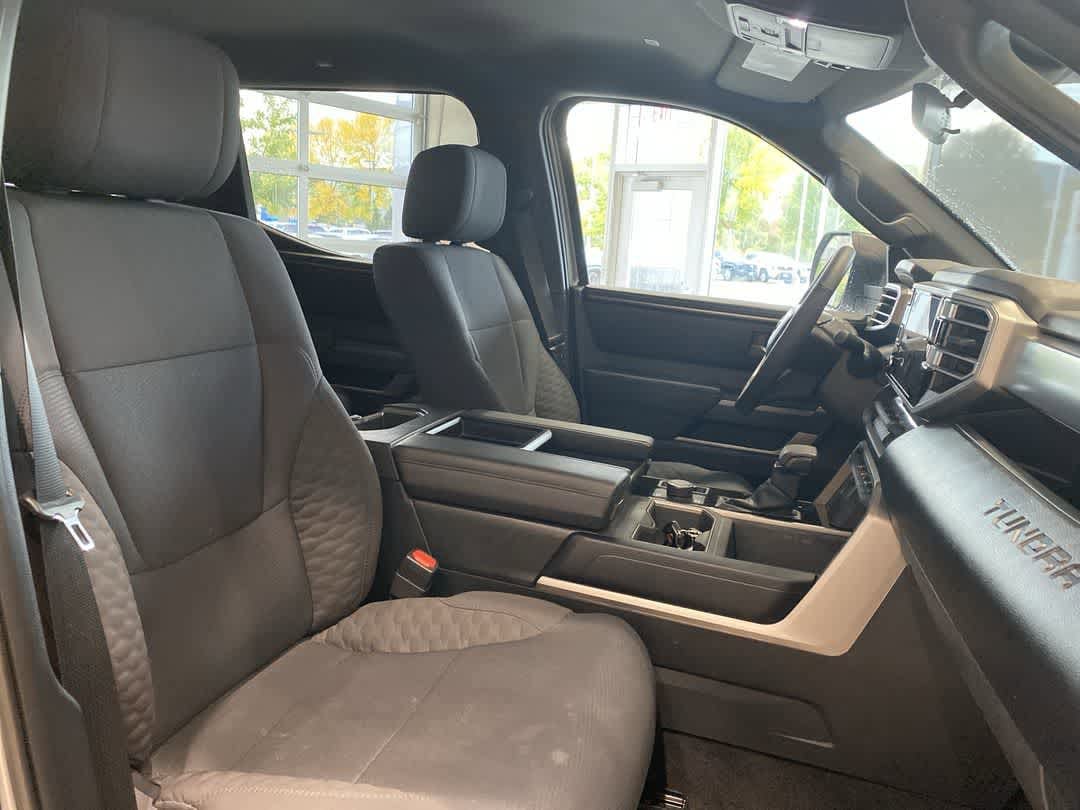 Thumbnail: 2025 Toyota Tundra - 25