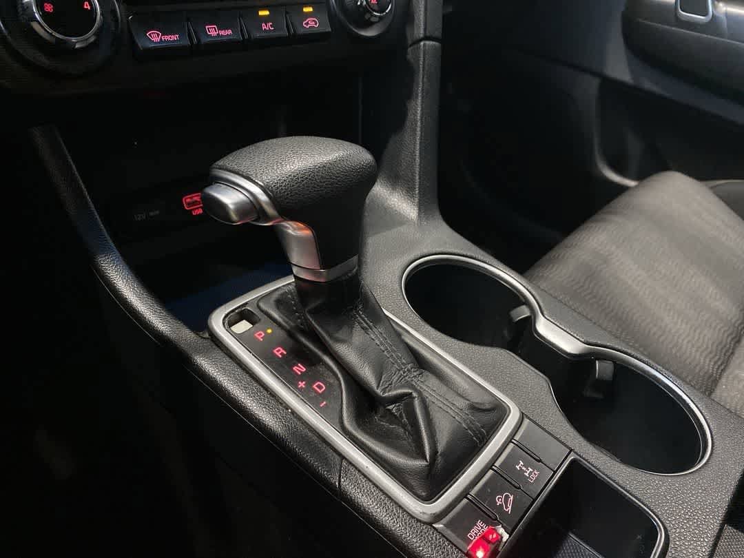 Thumbnail: 2020 Kia Sportage - 19