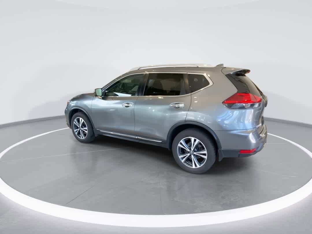 Thumbnail: 2017 Nissan Rogue - 6