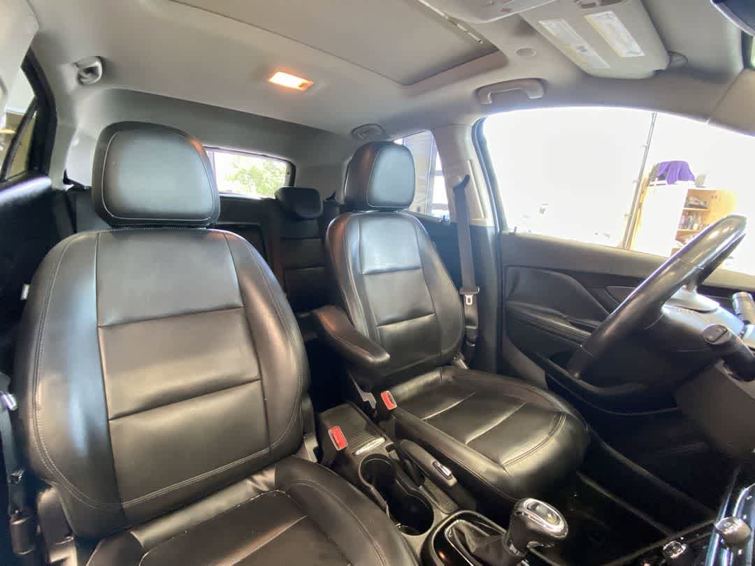 Thumbnail: 2019 Buick Encore - 26