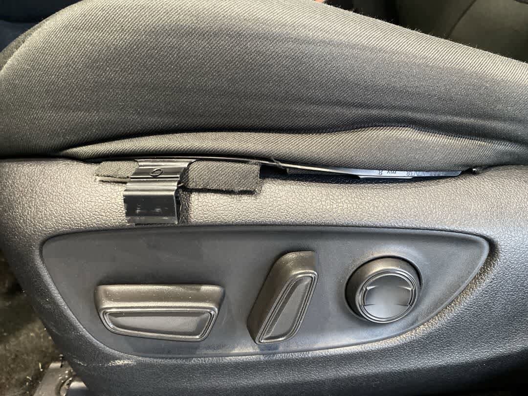 Thumbnail: 2025 Toyota RAV4 - 13