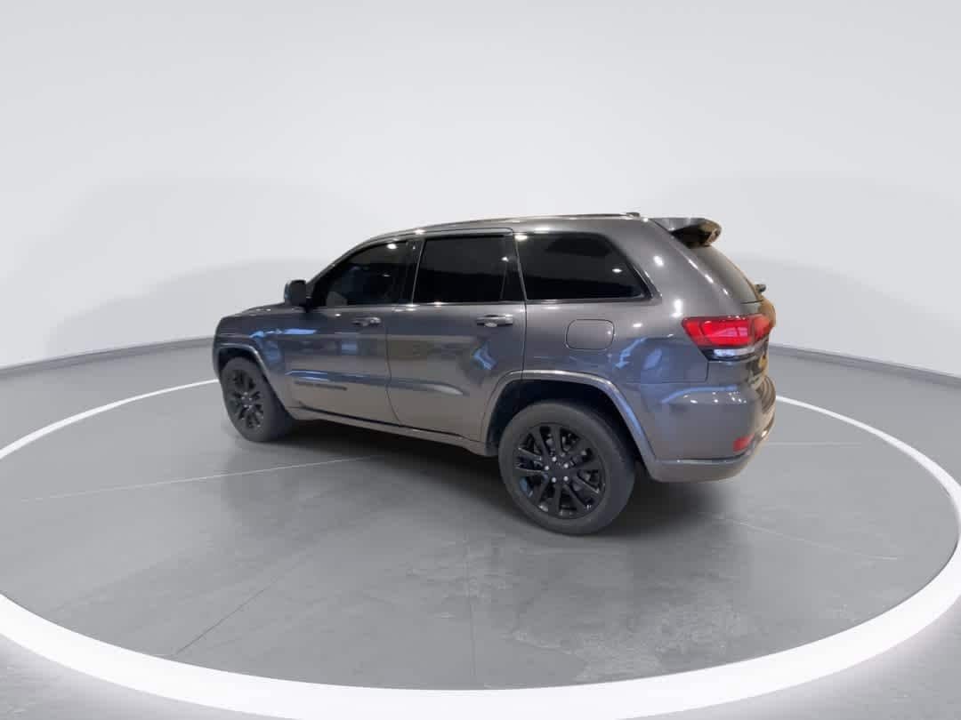 Thumbnail: 2018 Jeep Grand Cherokee - 6