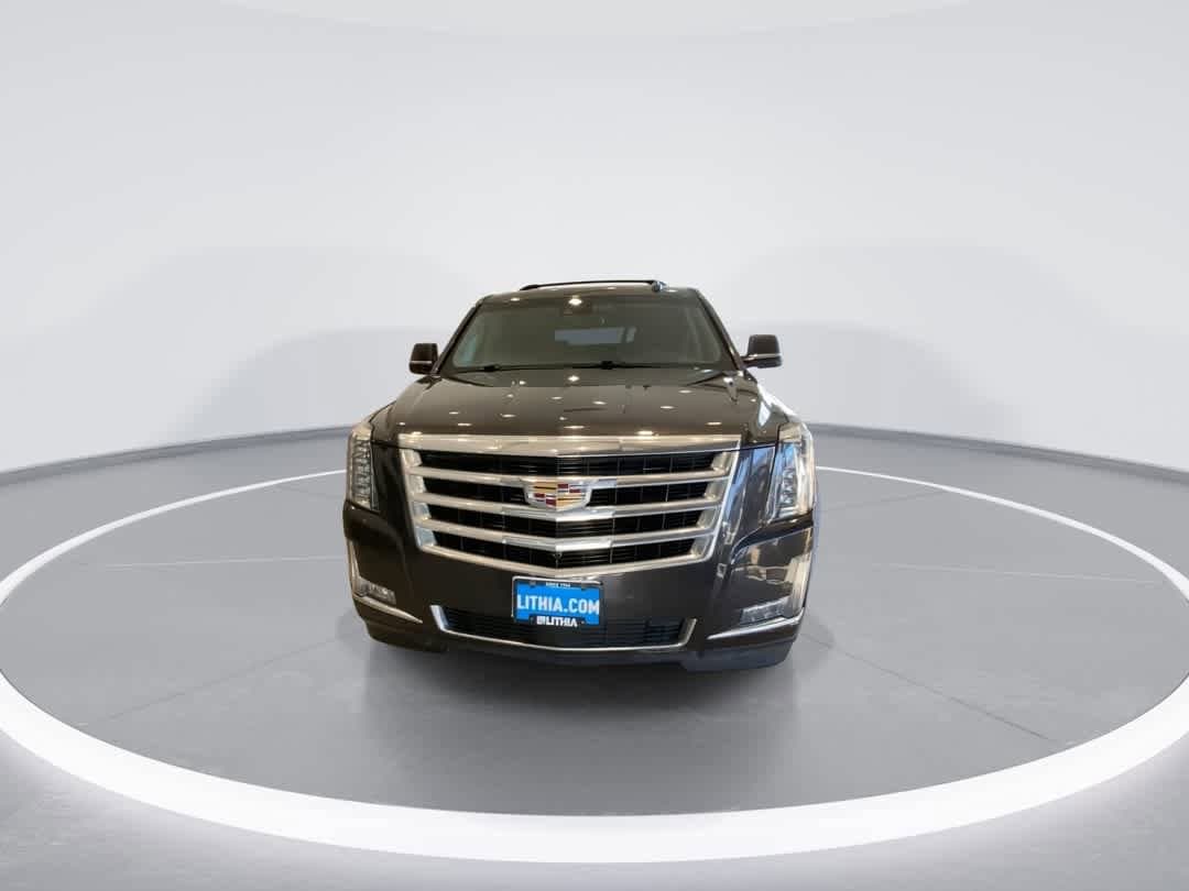 Thumbnail: 2017 Cadillac Escalade - 3