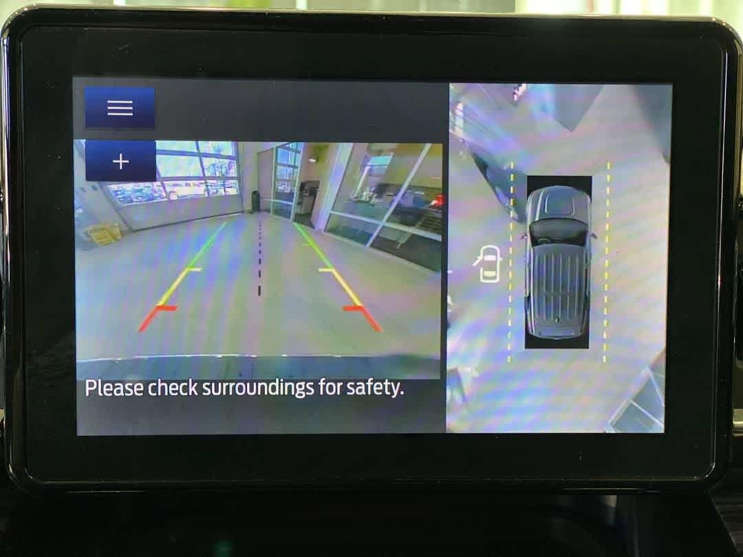 Thumbnail: 2023 Ford Explorer - 20