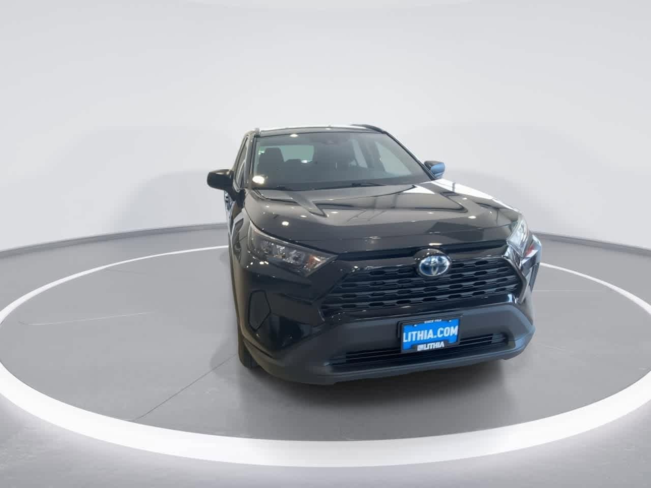 Thumbnail: 2020 Toyota RAV4 - 3