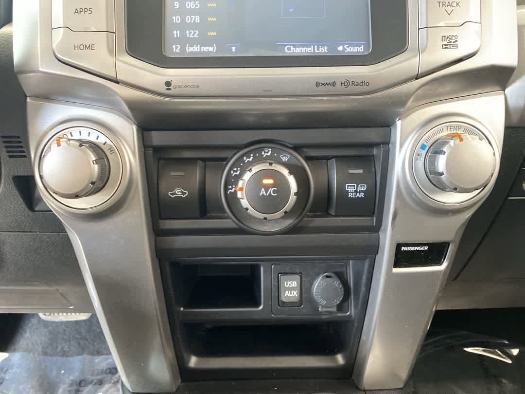 Thumbnail: 2019 Toyota 4Runner - 20