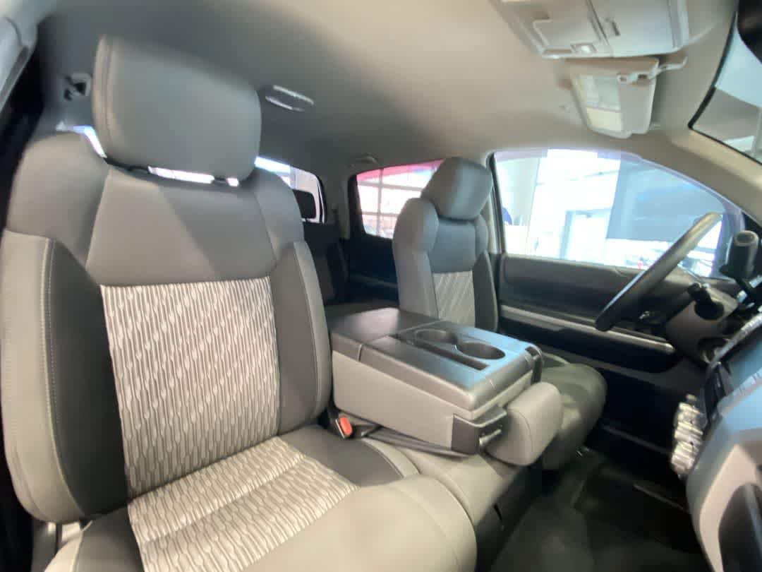 Thumbnail: 2020 Toyota Tundra - 26