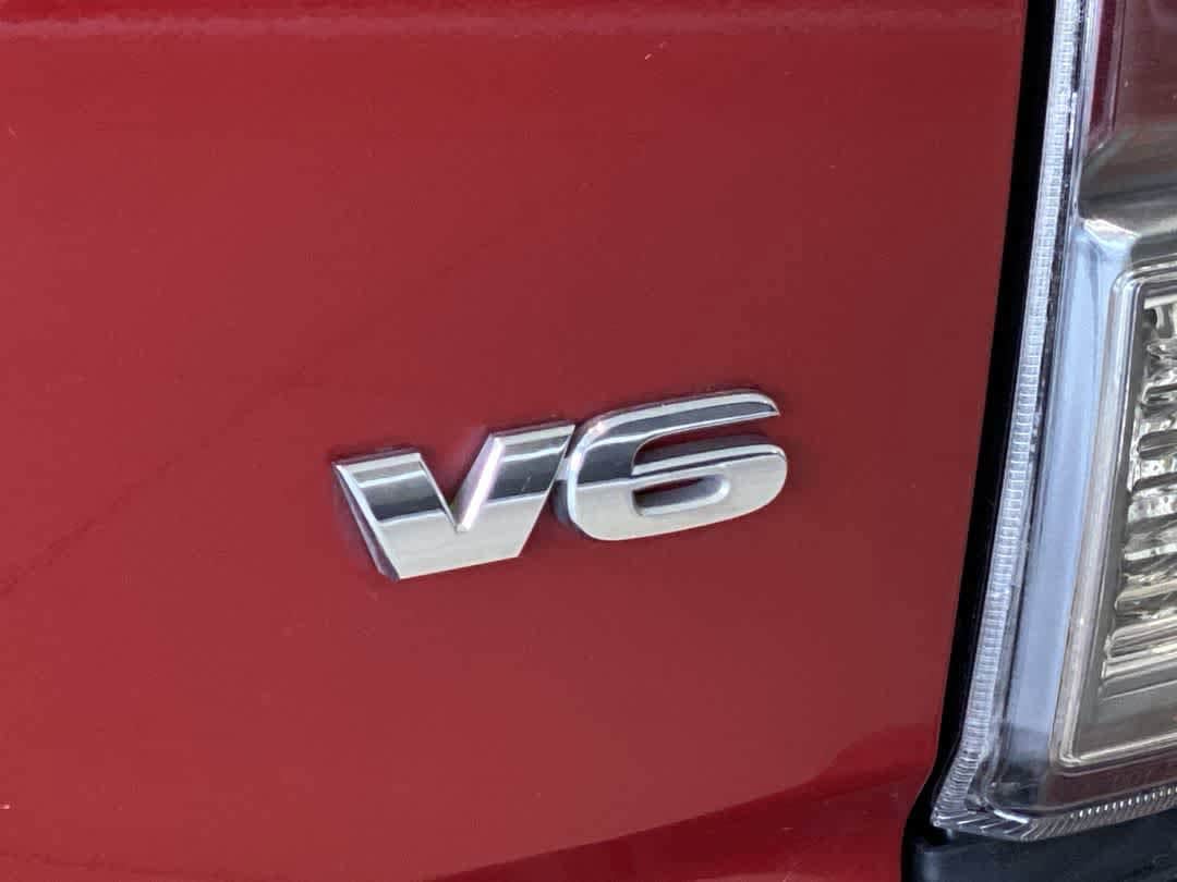 Thumbnail: 2021 Toyota Tacoma - 12