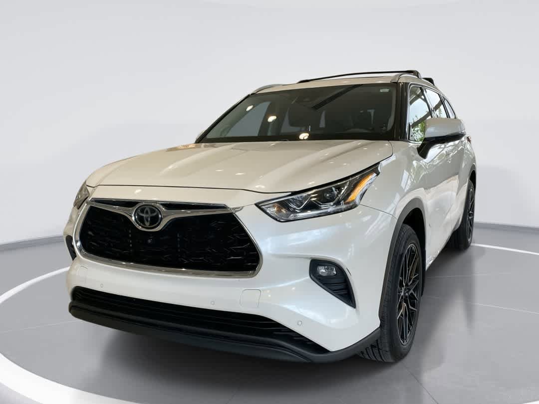 Thumbnail: 2021 Toyota Highlander - 1