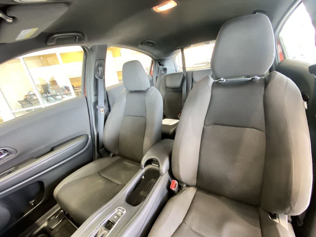 Thumbnail: 2020 Honda HR-V - 14