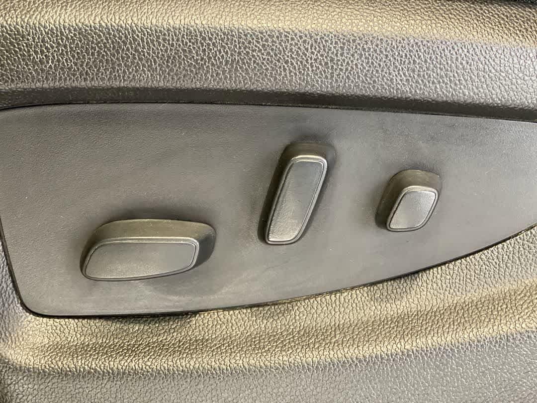 Thumbnail: 2017 GMC Sierra 3500 - 15