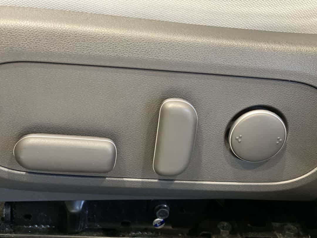 Thumbnail: 2025 Hyundai Kona - 15