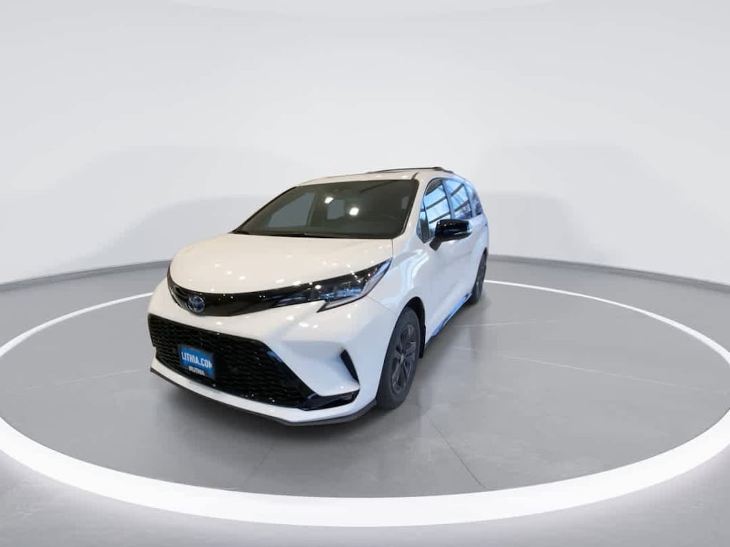 Used 2025 Toyota Sienna XSE 7 Passenger Van Passenger Van