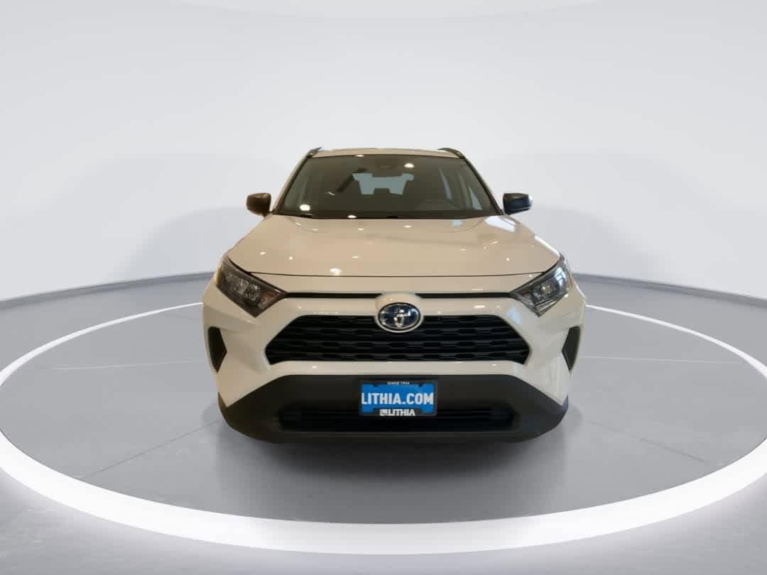 Thumbnail: 2022 Toyota RAV4 - 3