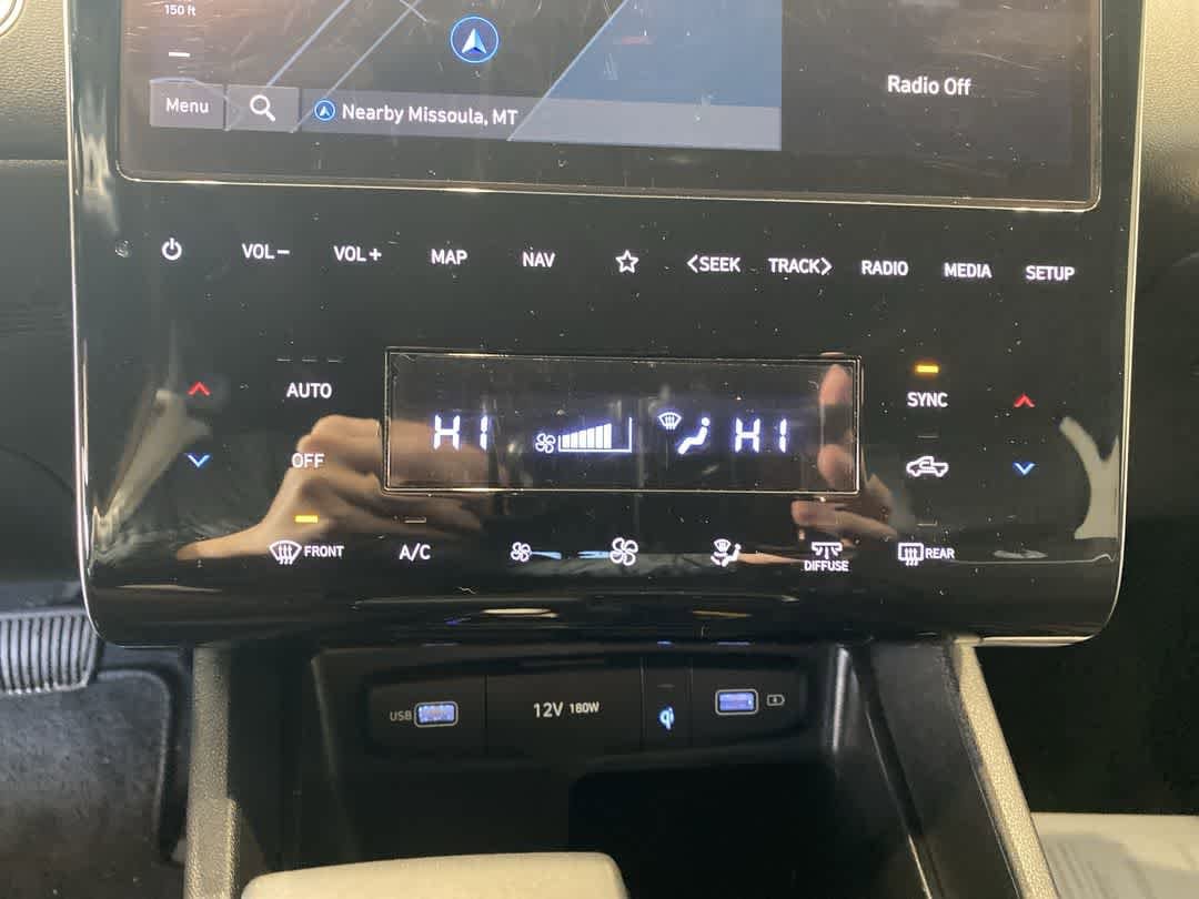 Thumbnail: 2023 Hyundai Santa Cruz - 21