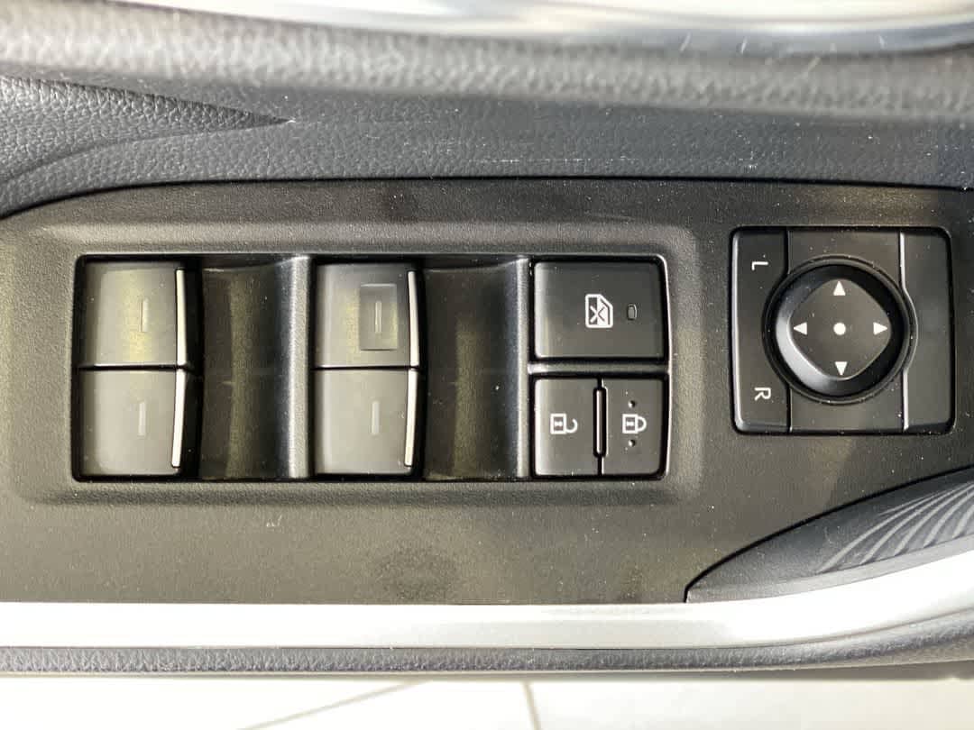 Thumbnail: 2025 Toyota RAV4 - 16