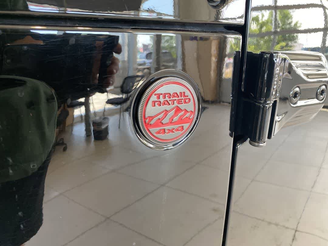 Thumbnail: 2021 Jeep Gladiator - 10