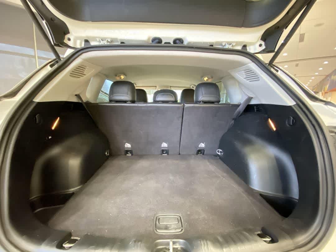 Thumbnail: 2018 Jeep Compass - 25