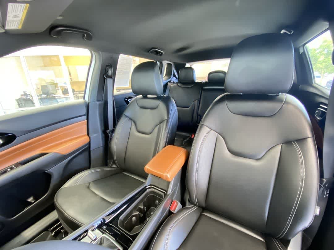Thumbnail: 2025 Jeep Compass - 14