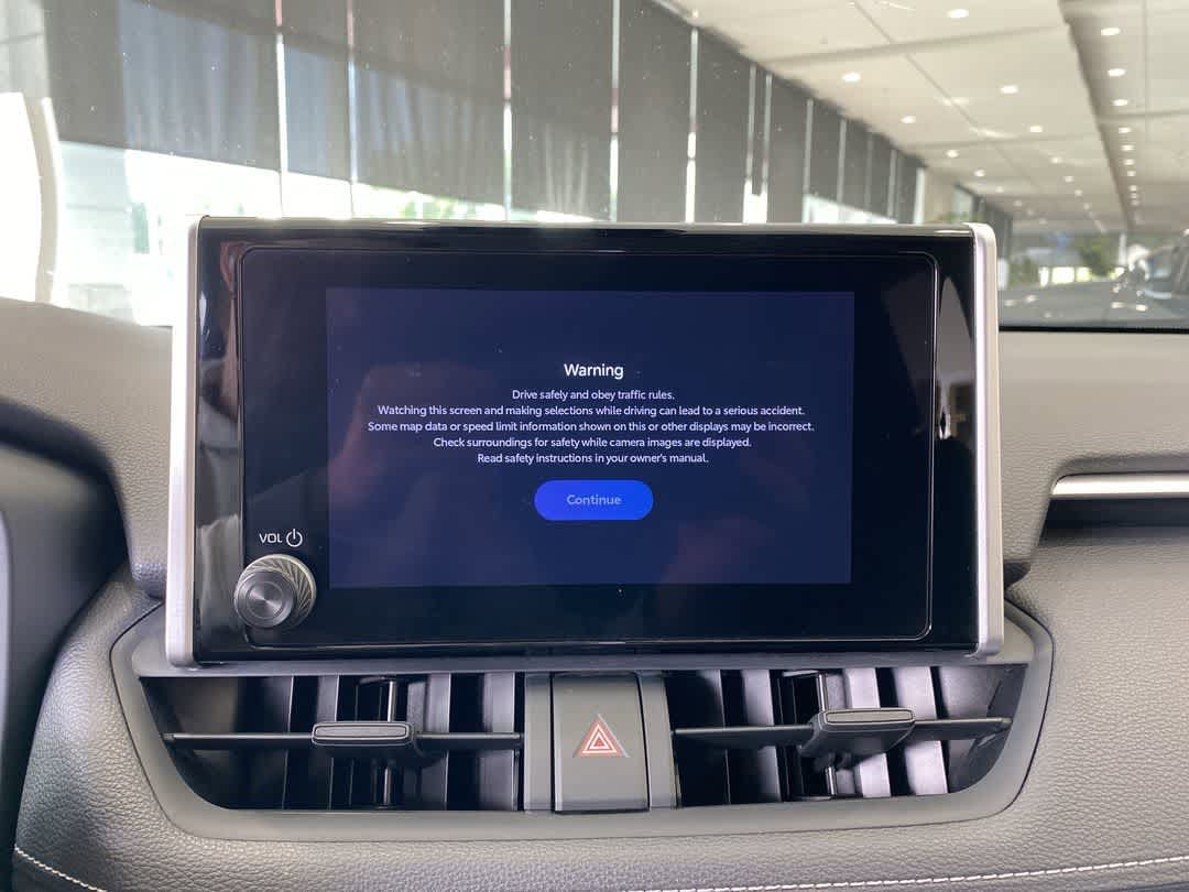 Thumbnail: 2023 Toyota RAV4 - 19