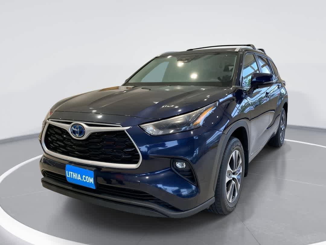 Thumbnail: 2023 Toyota Highlander - 1
