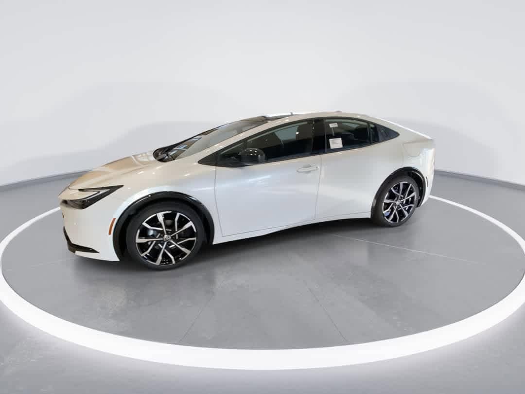 Thumbnail: 2026 Toyota Prius - 4