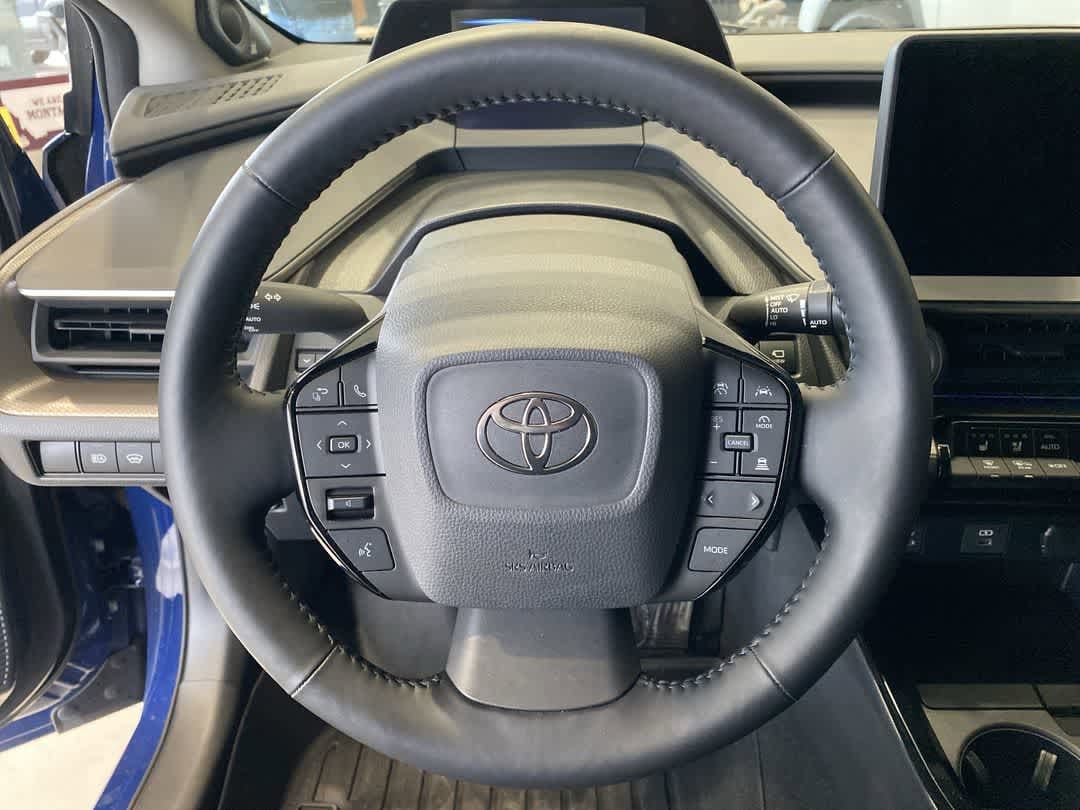 Thumbnail: 2023 Toyota Prius - 14