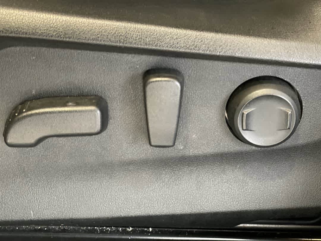 Thumbnail: 2022 Subaru Forester - 15