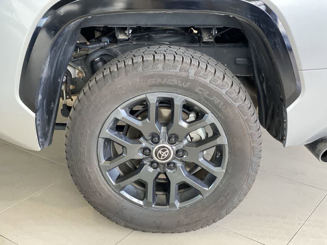 Thumbnail: 2024 Toyota Tundra - 13