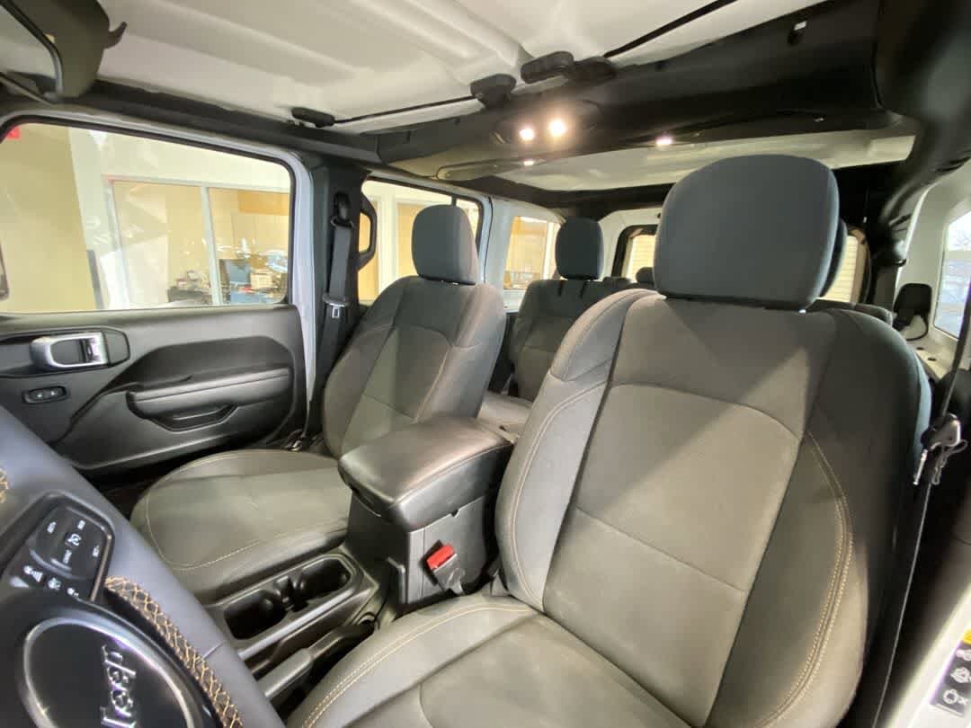 Thumbnail: 2024 Jeep Wrangler - 14